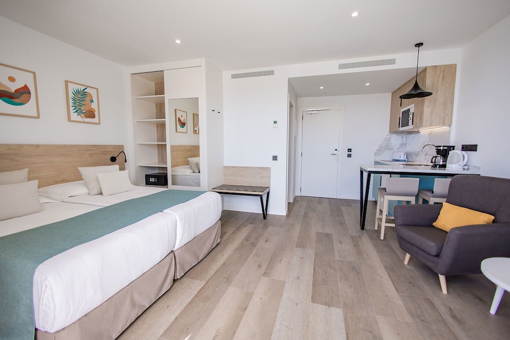 Servatur Hartaguna - Adults Only — Hotel rooms in Puerto Rico, Canary Islands