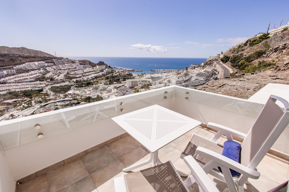 Servatur Hartaguna - Adults Only — Hotel rooms in Puerto Rico, Canary Islands