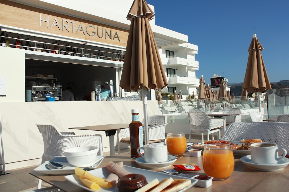 Servatur Hartaguna - Adults Only — Restaurant & bars in Puerto Rico, Canary Islands