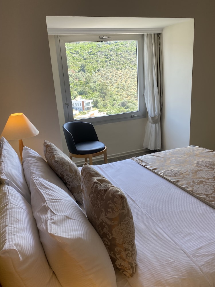 Roseira Beach Resort — Hotel rooms in Milas, Mugla