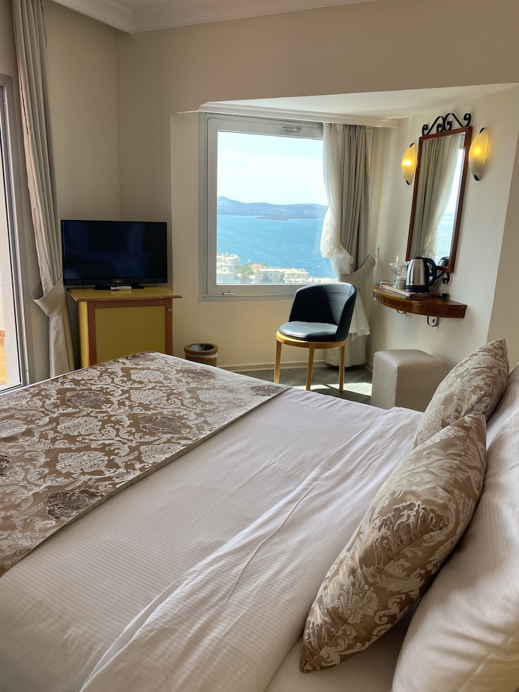 Roseira Beach Resort — Hotel rooms in Milas, Mugla