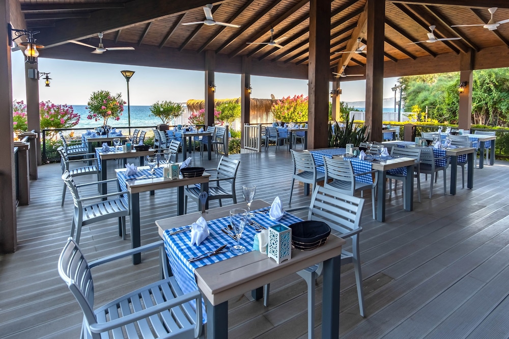 Mirada Del Mar Hotel - All Inclusive — Restaurant & bars in Kemer