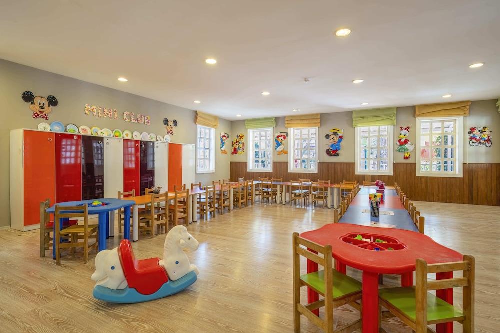 Mirada Del Mar Hotel - All Inclusive — Attractions for children in Kemer