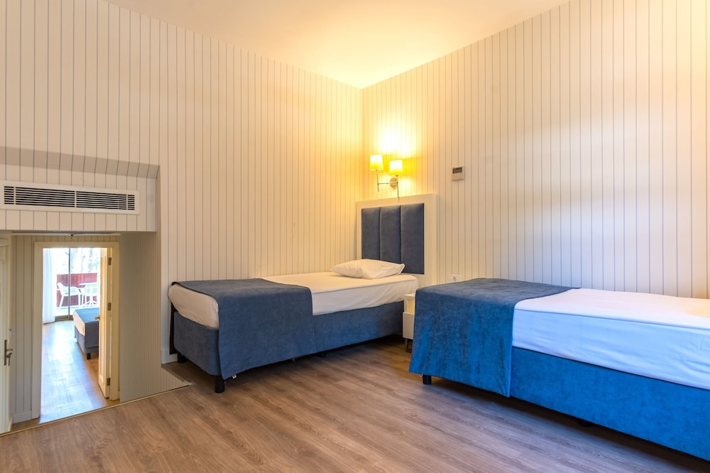 Mirada Del Mar Hotel - All Inclusive — Hotel rooms in Kemer