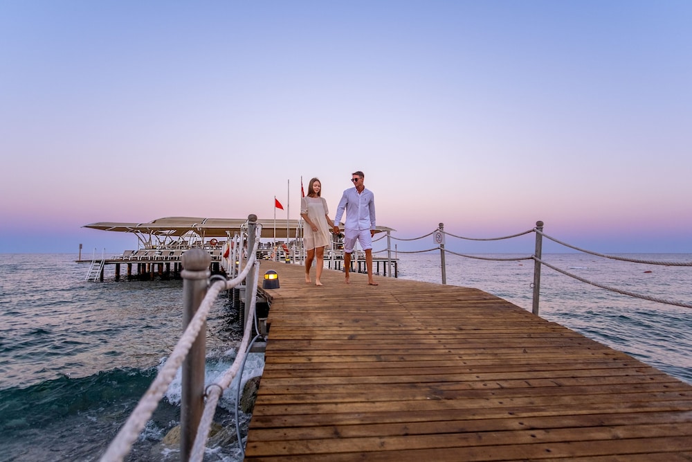 Mirada Del Mar Hotel - All Inclusive — Beach in Kemer