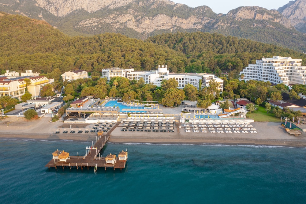 Perre La Mer Hotel Resort & Spa — Main photo in Kemer