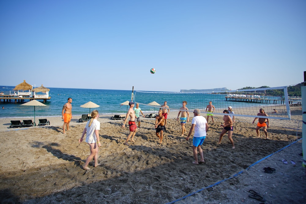 Perre La Mer Hotel Resort & Spa — Sports & recreation in Kemer