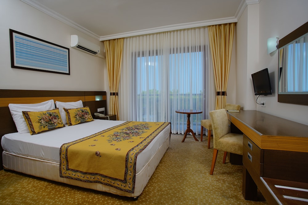 Perre La Mer Hotel Resort & Spa — Hotel rooms in Kemer