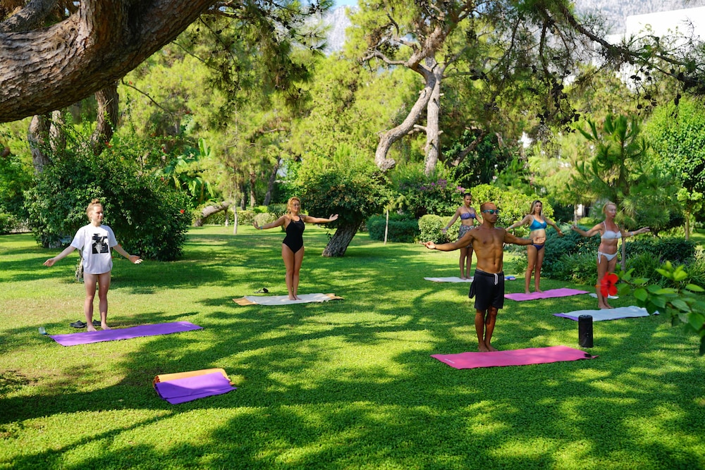 Perre La Mer Hotel Resort & Spa — Sports & recreation in Kemer