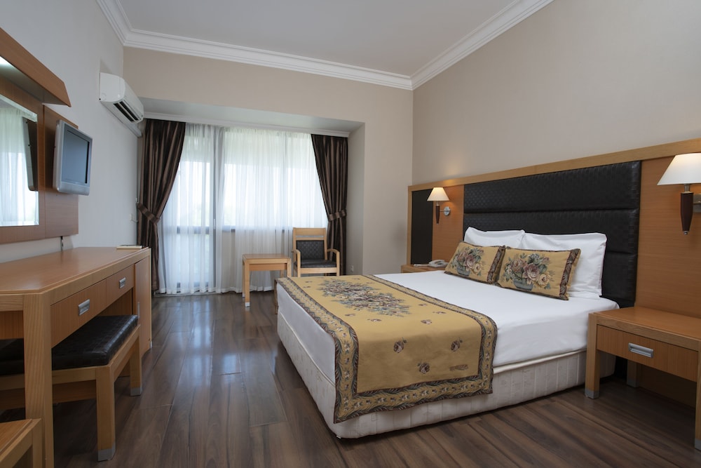 Perre La Mer Hotel Resort & Spa — Hotel rooms in Kemer