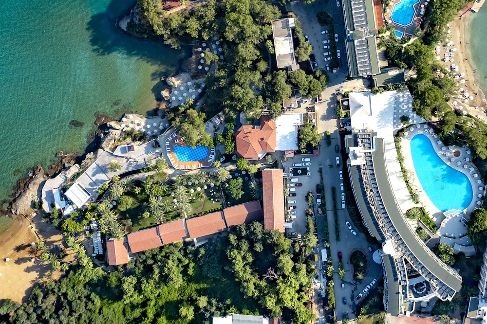 Utopia Beach Club — Outdoor in Avsallar