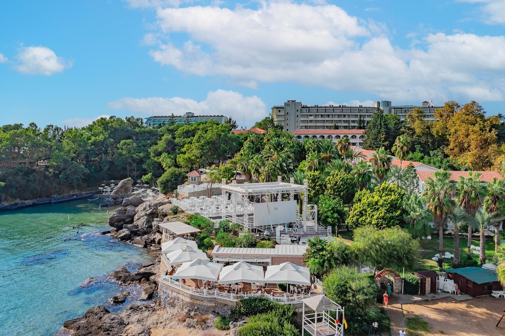 Utopia Beach Club — Outdoor in Avsallar