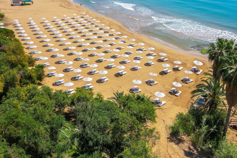 Utopia Beach Club — Outdoor in Avsallar
