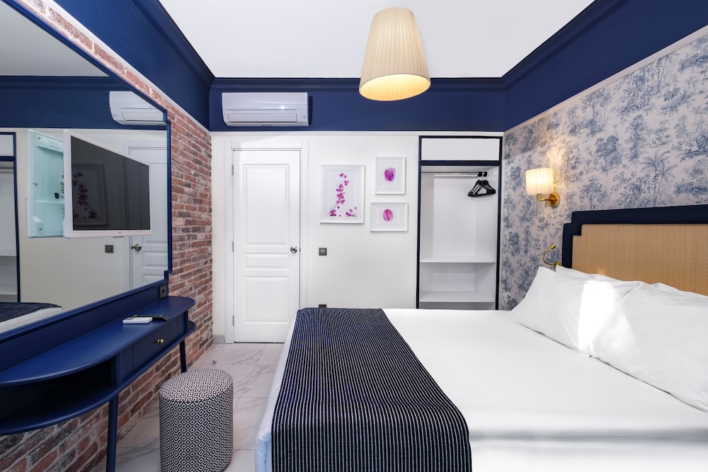 Utopia Beach Club — Rooms in Avsallar