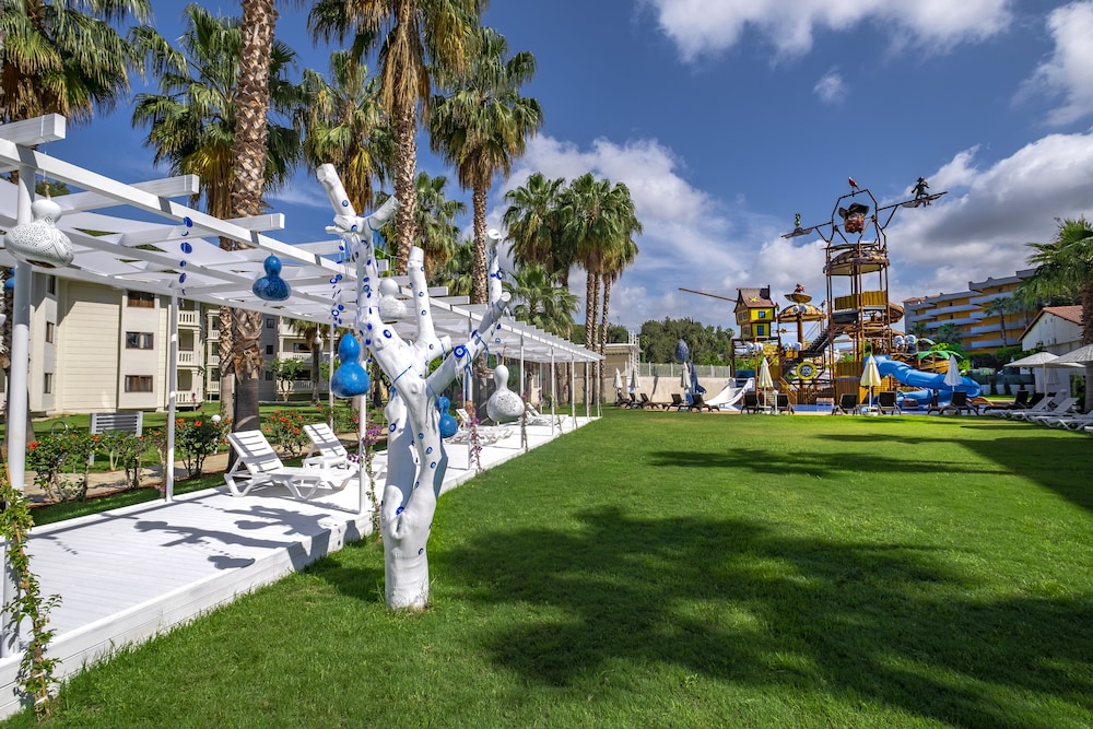 Utopia Resort & Residence — Attractions for children in Avsallar