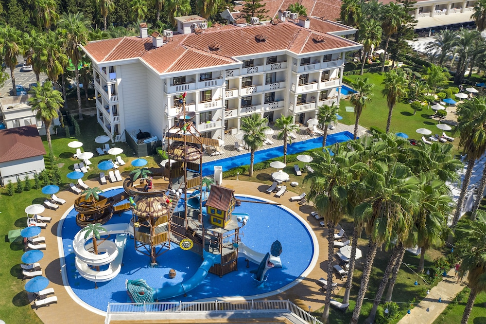 Utopia Resort & Residence — Attractions for children in Avsallar