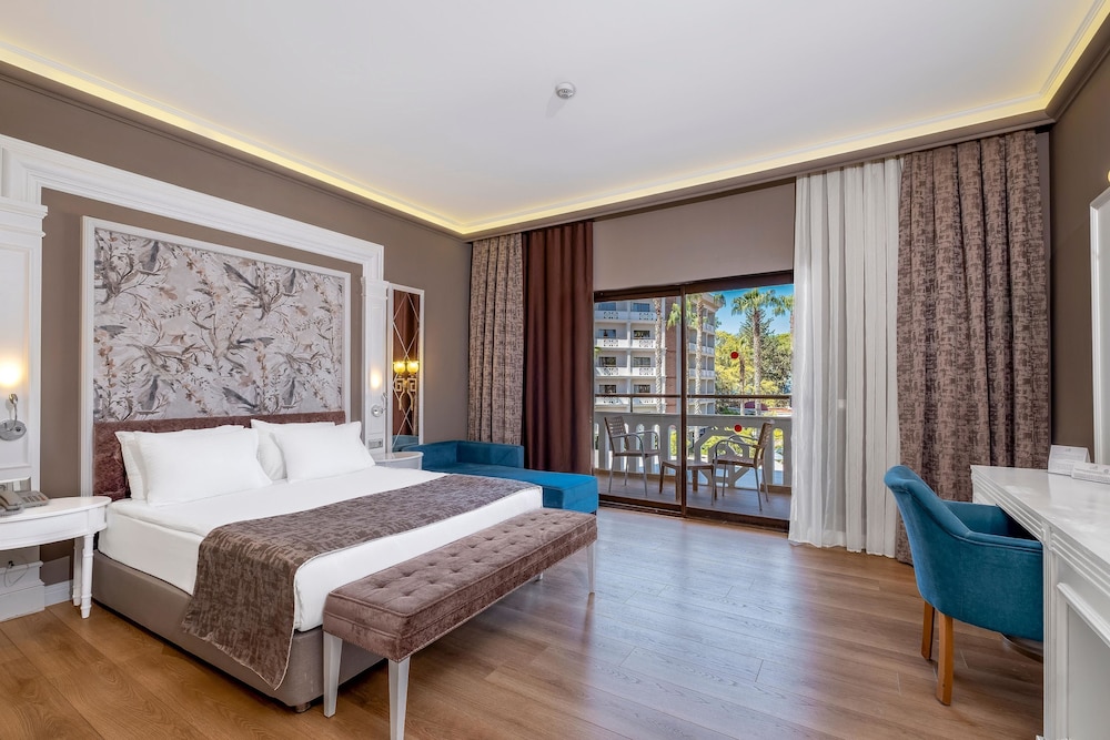 Utopia Resort & Residence — Hotel rooms in Avsallar