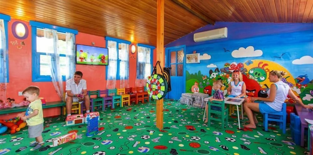 Lucida Beach Hotel - Ultra All Inclusive — Attractions for children in Kemer