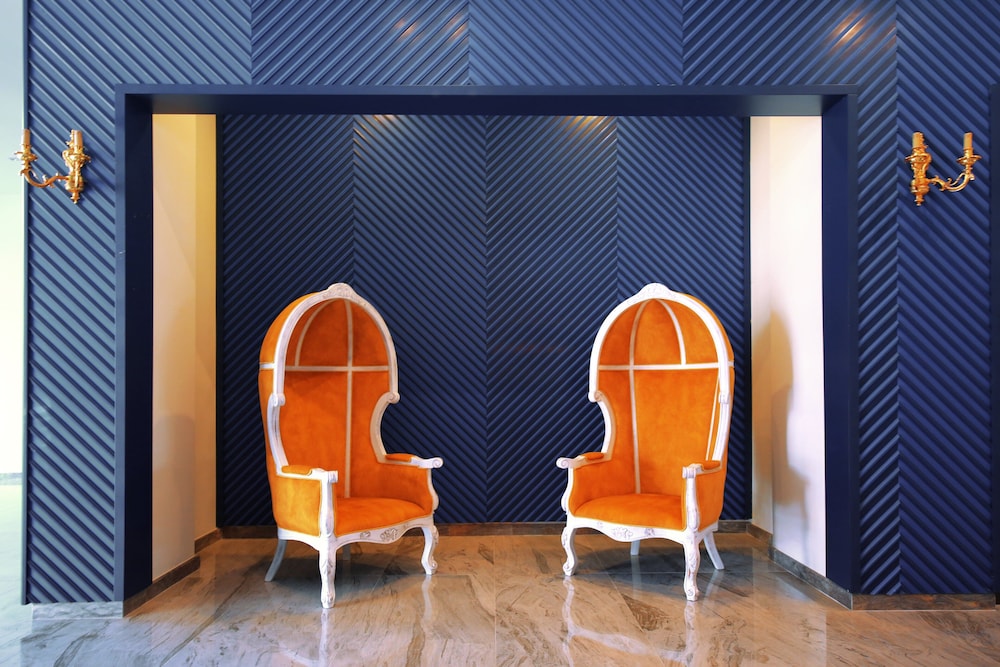 SEY BEACH HOTEL &SPA — Hotel building in Alanya