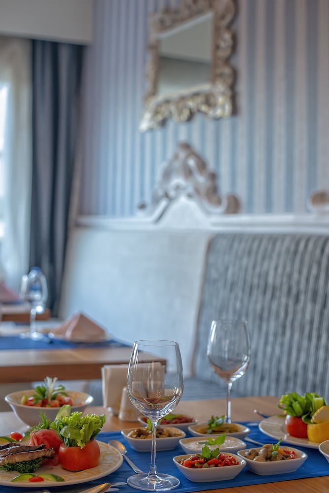 Lake River Side Hotel Spa - Ultra All Inclusive — Restaurant & bars in Side