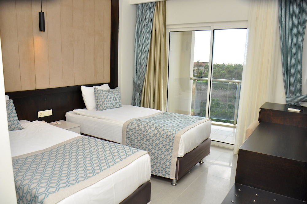 Lake River Side Hotel Spa - Ultra All Inclusive — Hotel rooms in Side