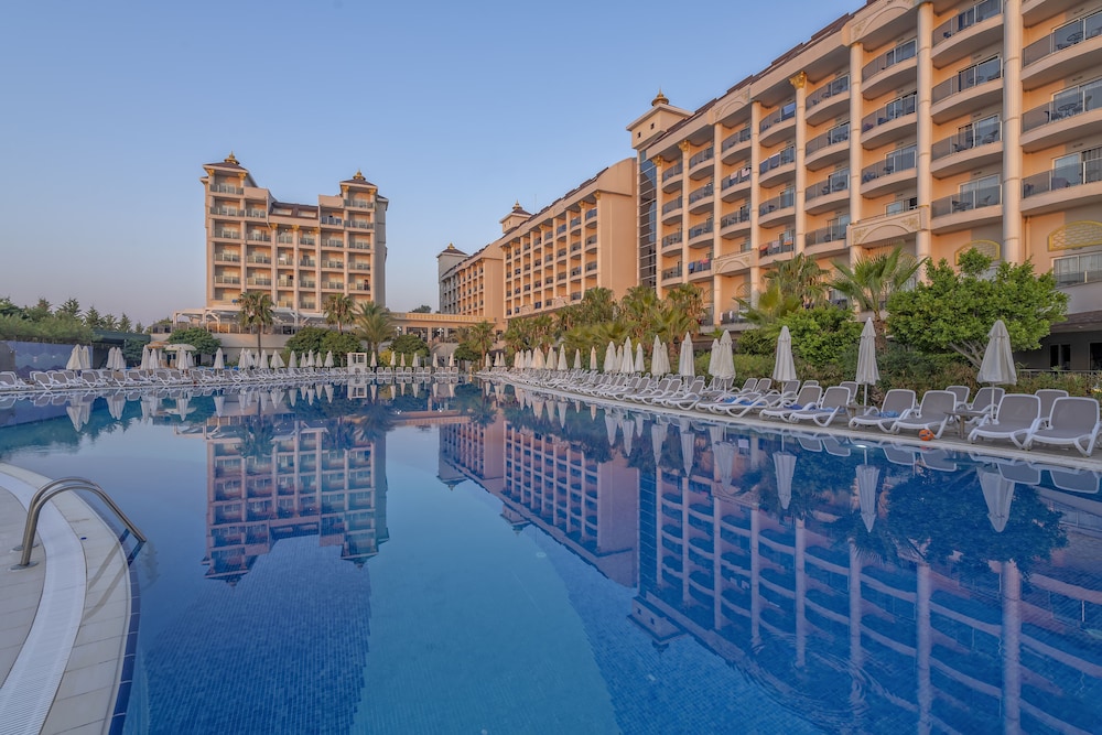 Lake River Side Hotel Spa - Ultra All Inclusive — Swimming pool in Side