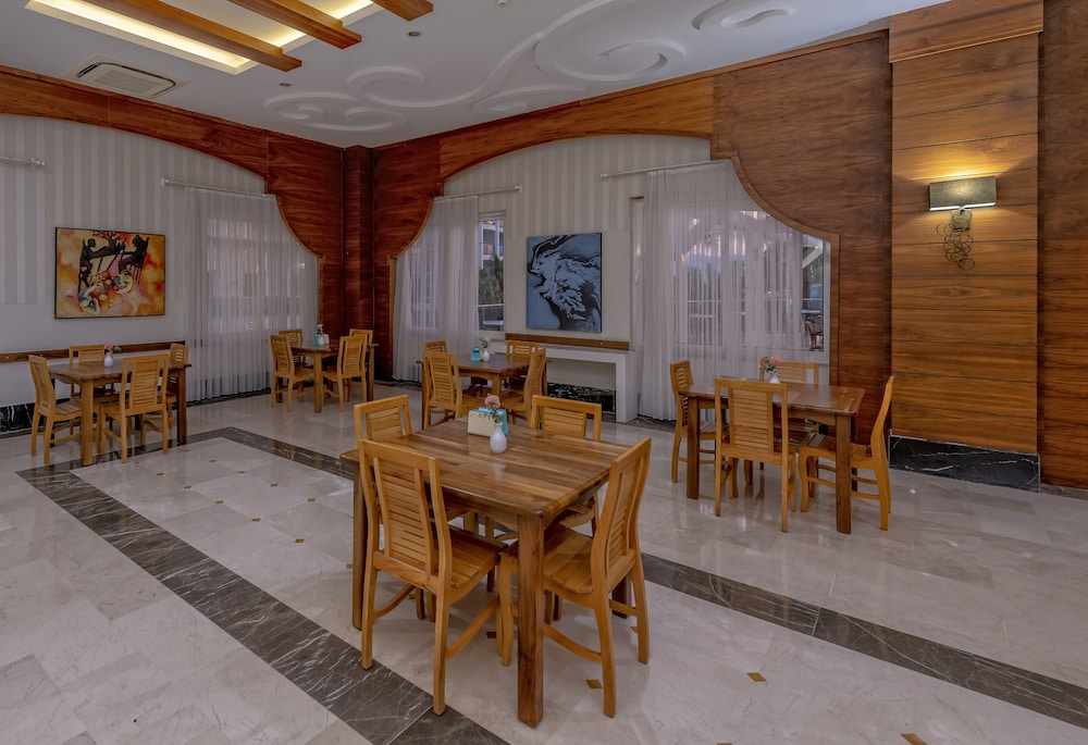 Lake River Side Hotel Spa - Ultra All Inclusive — Restaurant & bars in Side
