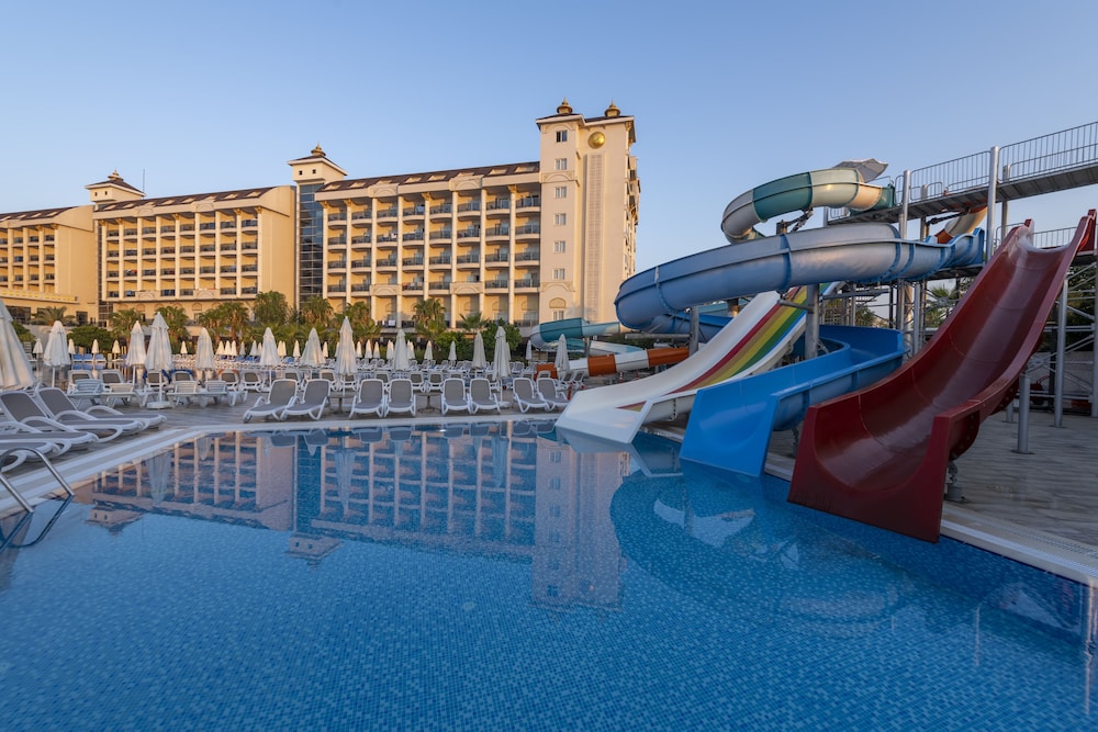Lake River Side Hotel Spa - Ultra All Inclusive — Attractions for children in Side