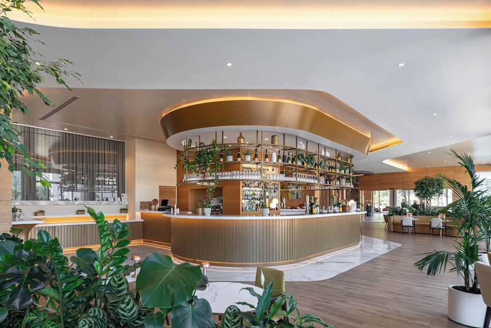 Hyatt Regency Lisbon — Restaurant & bars in Lisbon, Lisboa