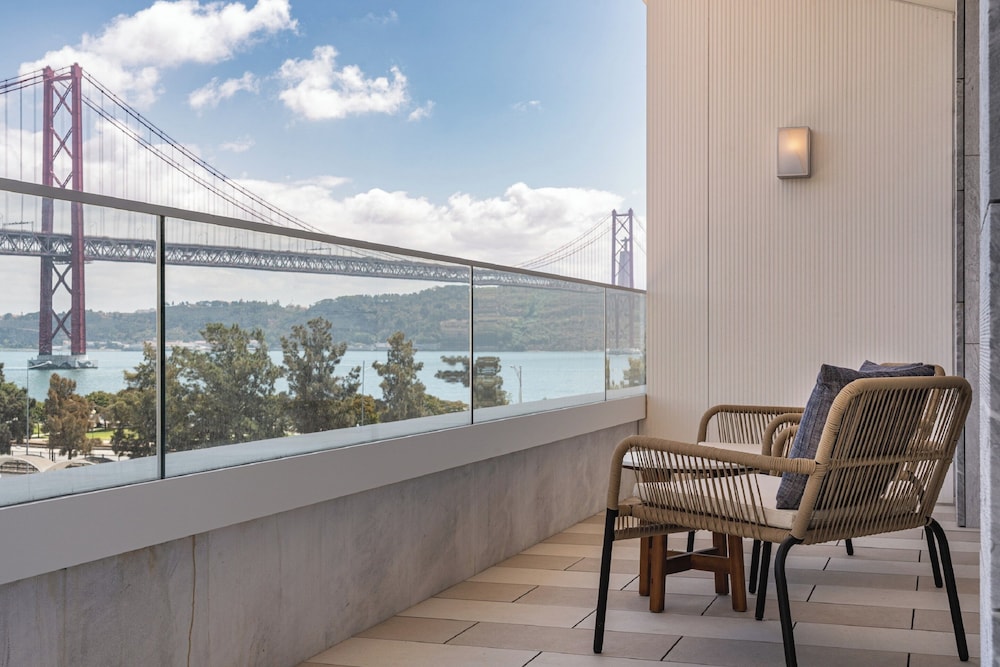 Hyatt Regency Lisbon — Hotel rooms in Lisbon, Lisboa