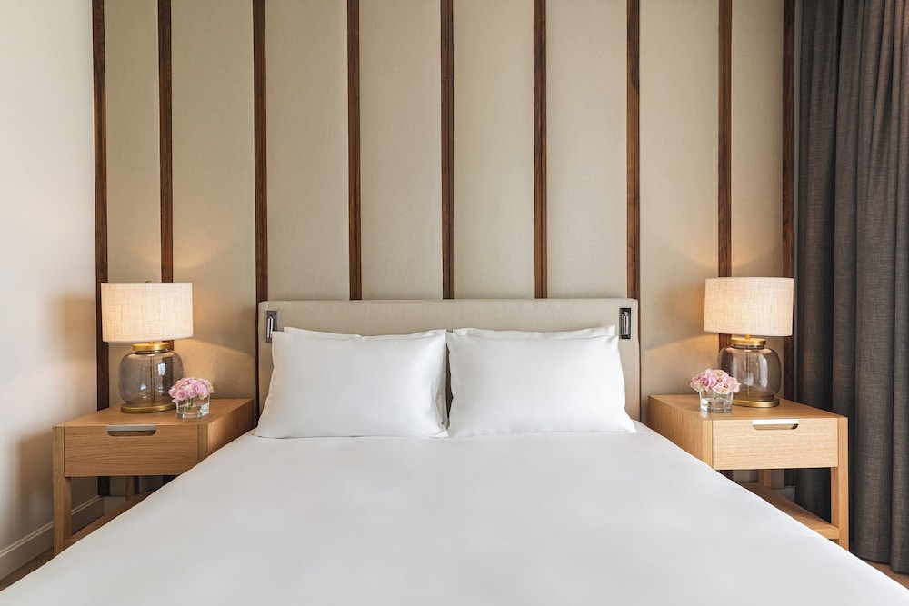 Hyatt Regency Lisbon — Hotel rooms in Lisbon, Lisboa