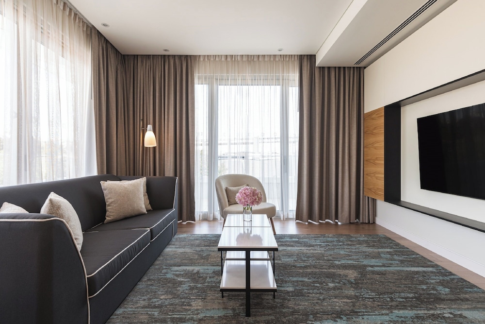 Hyatt Regency Lisbon — Hotel rooms in Lisbon, Lisboa