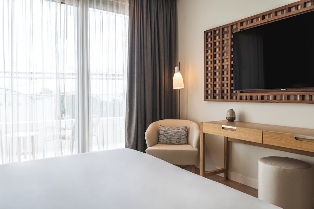 Hyatt Regency Lisbon — Hotel rooms in Lisbon, Lisboa