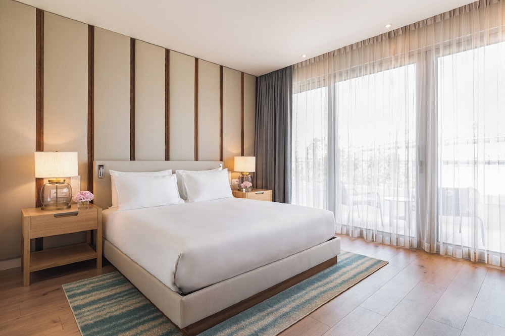 Hyatt Regency Lisbon — Hotel rooms in Lisbon, Lisboa