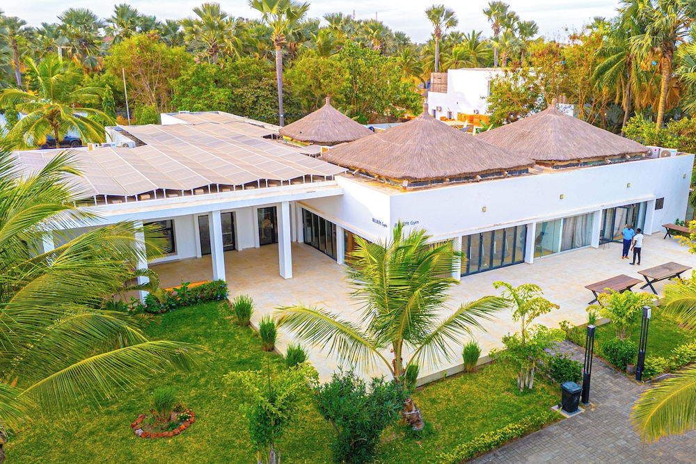TUI BLUE Tamala — Hotel building in Serrekunda