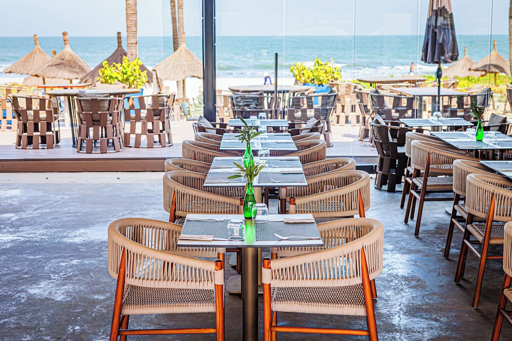 TUI BLUE Tamala — Restaurant & bars in Serrekunda