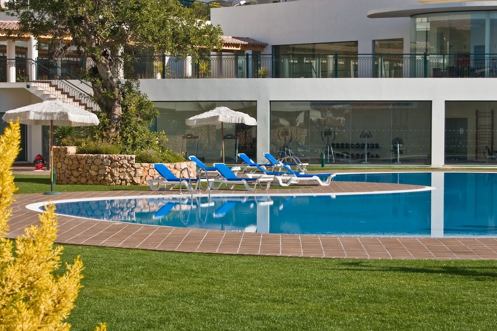 Cerro Mar Atlantico & Cerro Mar Garden — Swimming pool in Albufeira, Faro