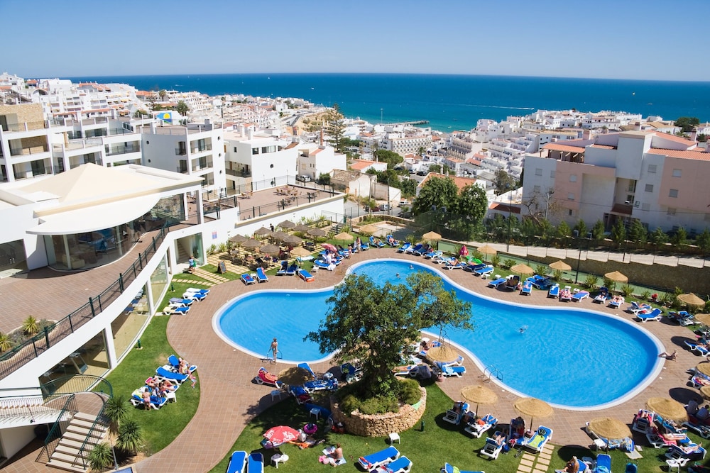 Cerro Mar Atlantico & Cerro Mar Garden — Swimming pool in Albufeira, Faro