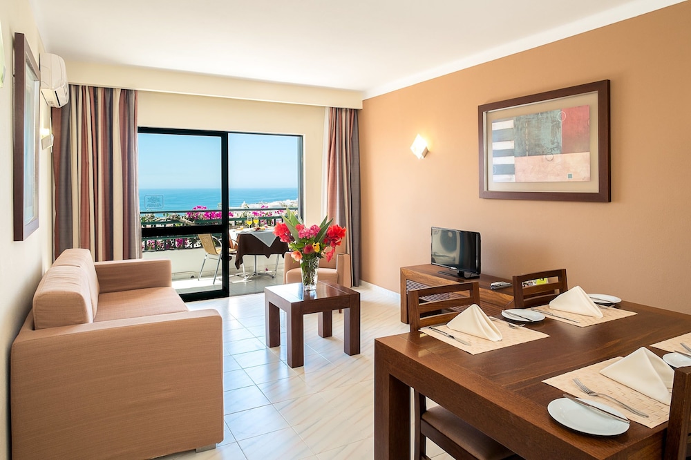 Cerro Mar Atlantico & Cerro Mar Garden — Hotel rooms in Albufeira, Faro