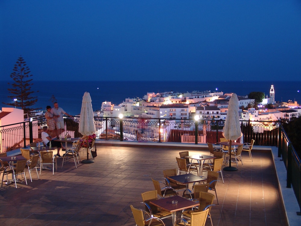 Cerro Mar Atlantico & Cerro Mar Garden — Restaurant & bars in Albufeira, Faro