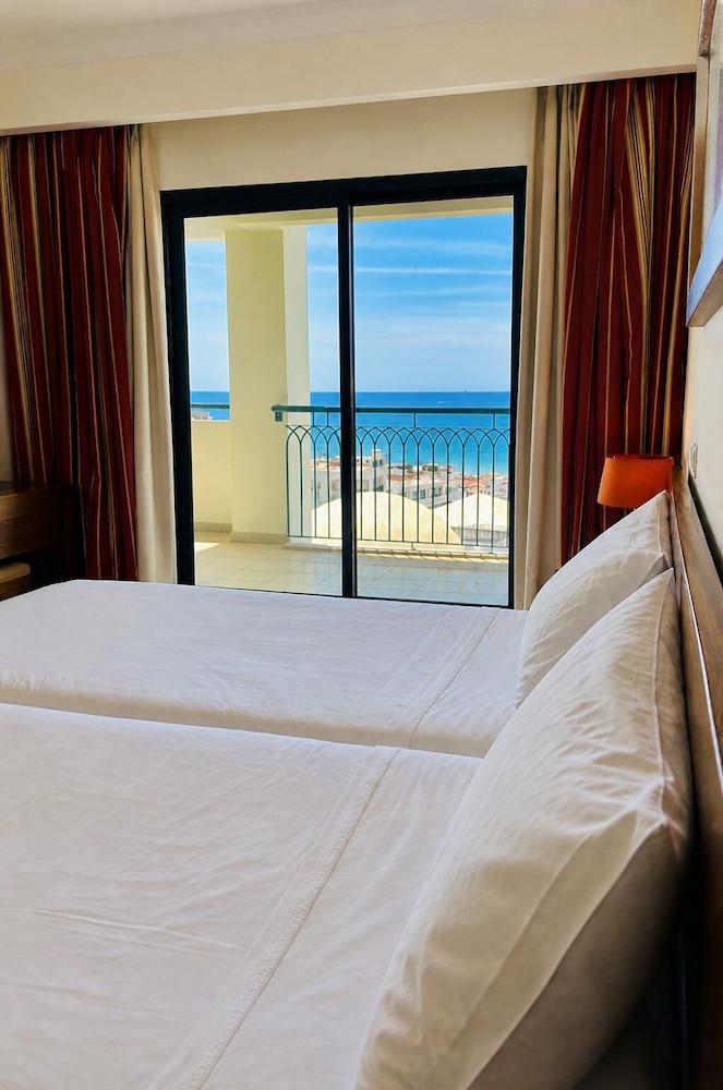 Cerro Mar Atlantico & Cerro Mar Garden — Hotel rooms in Albufeira, Faro