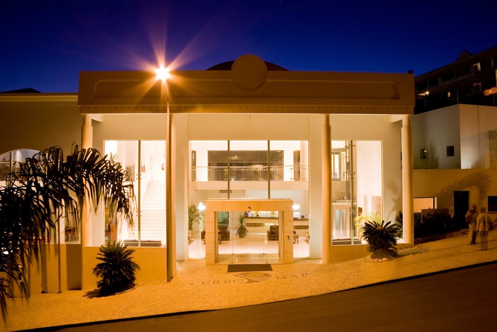 Cerro Mar Atlantico & Cerro Mar Garden — Hotel building in Albufeira, Faro