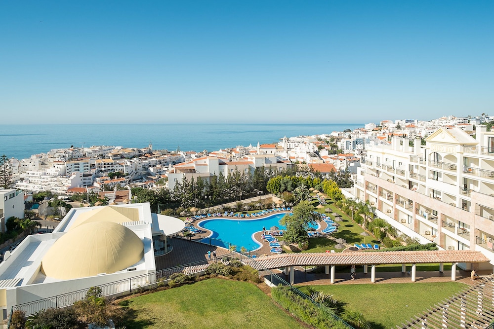Cerro Mar Atlantico & Cerro Mar Garden — Swimming pool in Albufeira, Faro