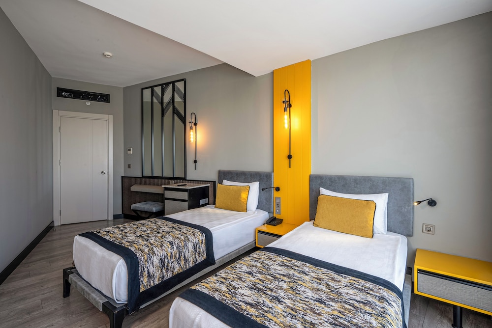 Arnor De Luxe Hotel — Hotel rooms in Side