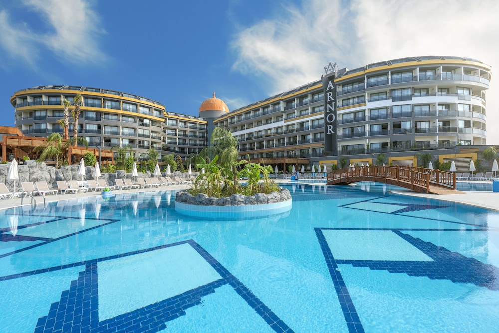 Arnor De Luxe Hotel — Main photo in Side