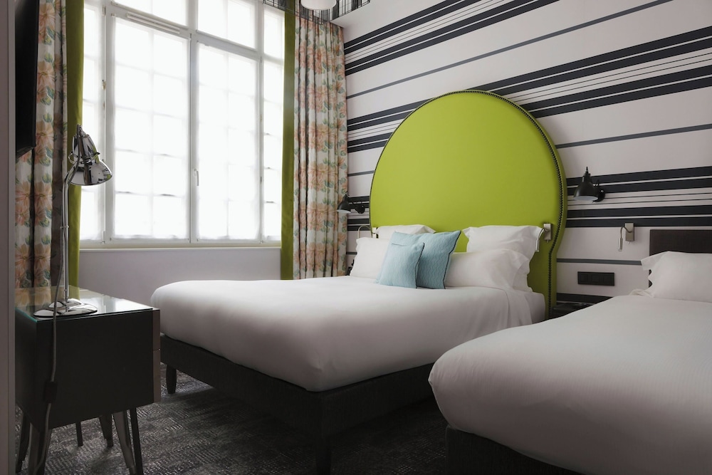 Hôtel Fabric — Hotel rooms in Paris, Ile-de-France