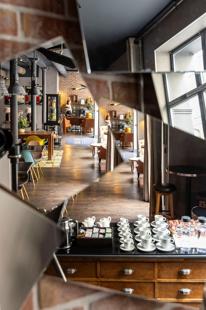Hôtel Fabric — Restaurant & bars in Paris, Ile-de-France