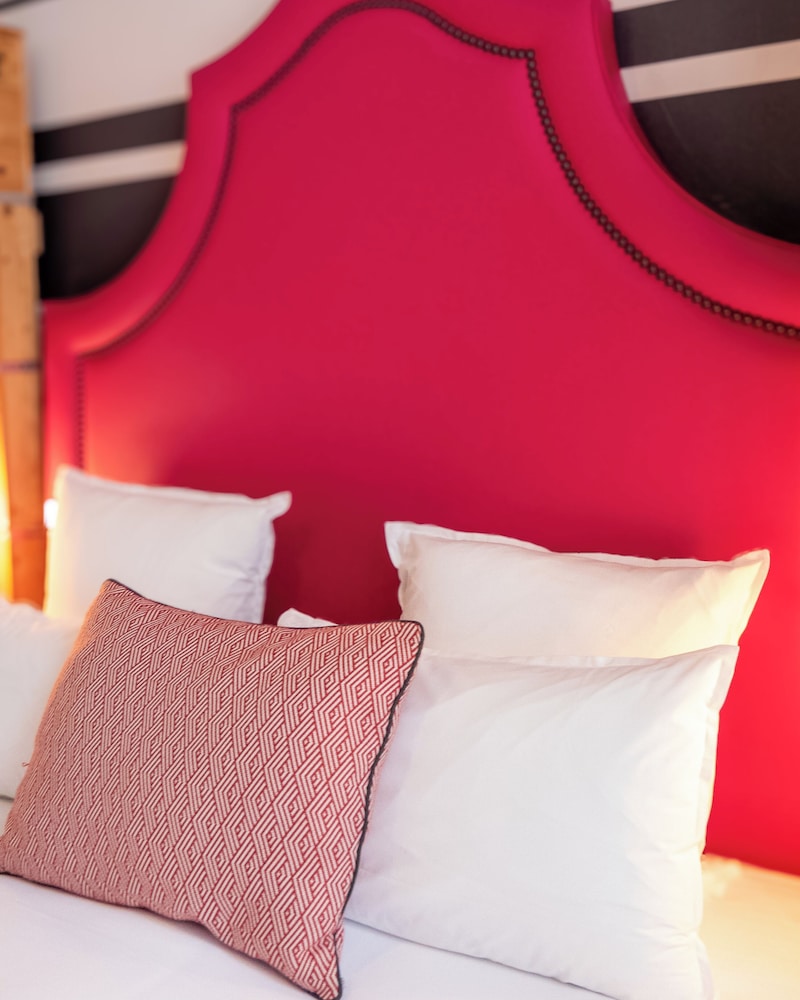 Hôtel Fabric — Hotel rooms in Paris, Ile-de-France