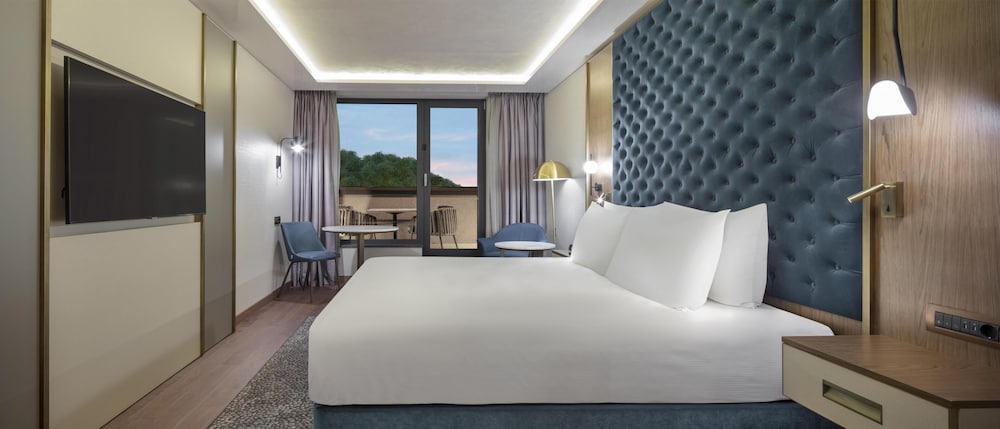 Doubletree By Hilton Plovdiv Center — Hotel rooms in Plovdiv, Plovdiv