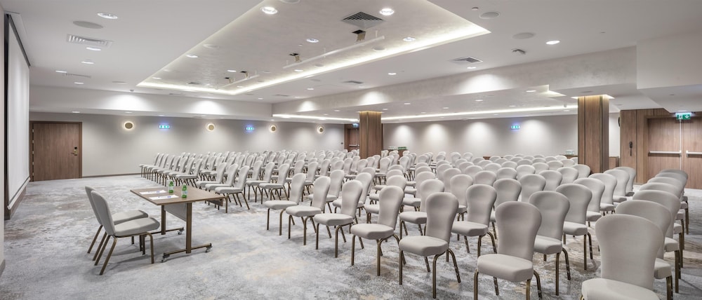 Doubletree By Hilton Plovdiv Center — Hotel building in Plovdiv, Plovdiv